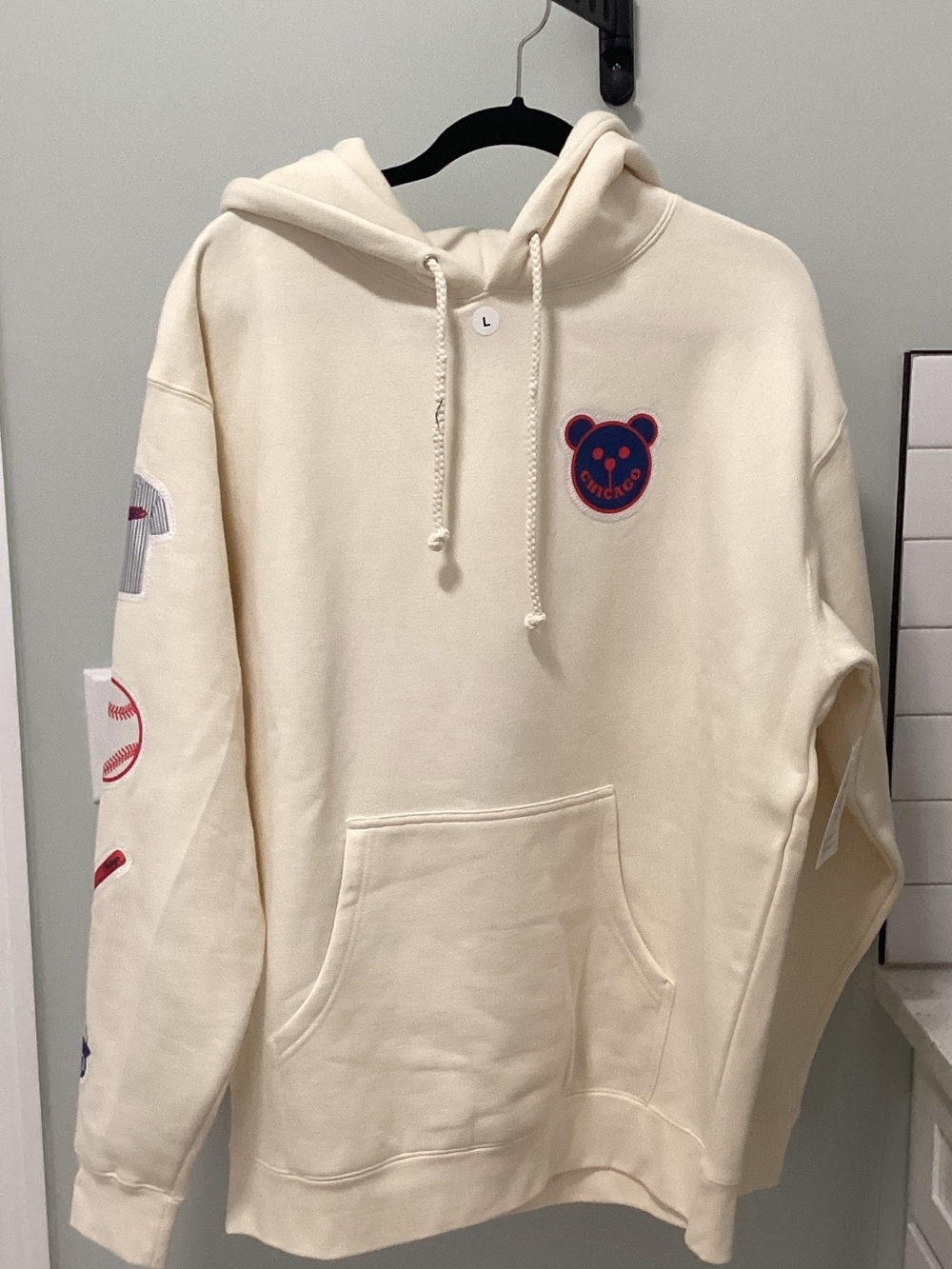 Cream Graphic Chicago Cubs
